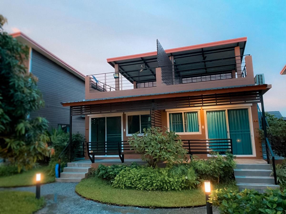 Baansuanklaiklungbangkrachao บ้านสวนใกล้กรุงบางกะเจ้า Phra Pradaeng المظهر الخارجي الصورة